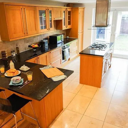 Villa Large 4-Bed House For Up To 7 Guests W 2X Parking Oxford Esterno foto