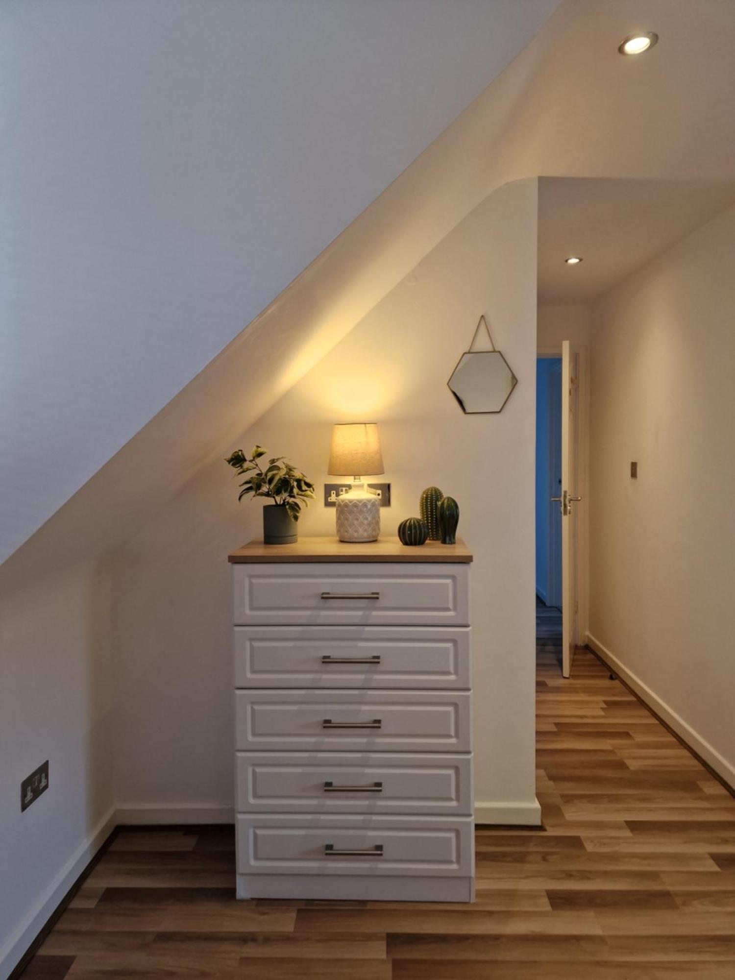 Vakantiehuis Large 4-bed House For Up To 7 Guests W 2x Parking