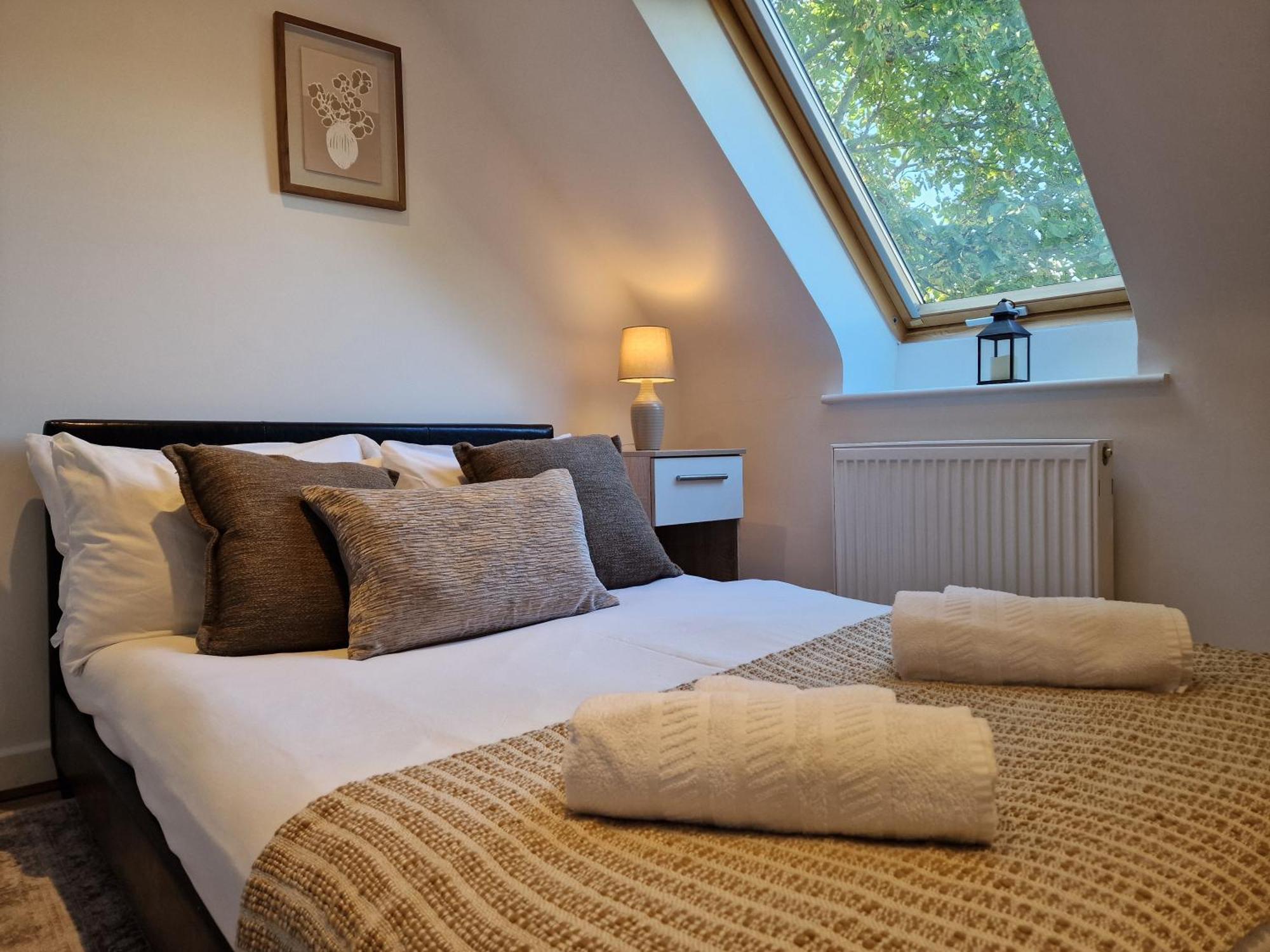 Large 4-bed House For Up To 7 Guests W 2x Parking * Oxford